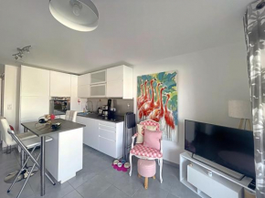 Studio pour 3 pers, climatisé avec terrasse proche mer, centre-ville et parking privatif - FR-1-475-99